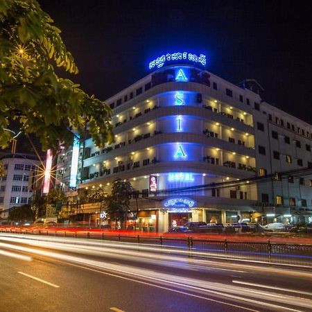 Asia Hotel Phnom Penh Exterior photo