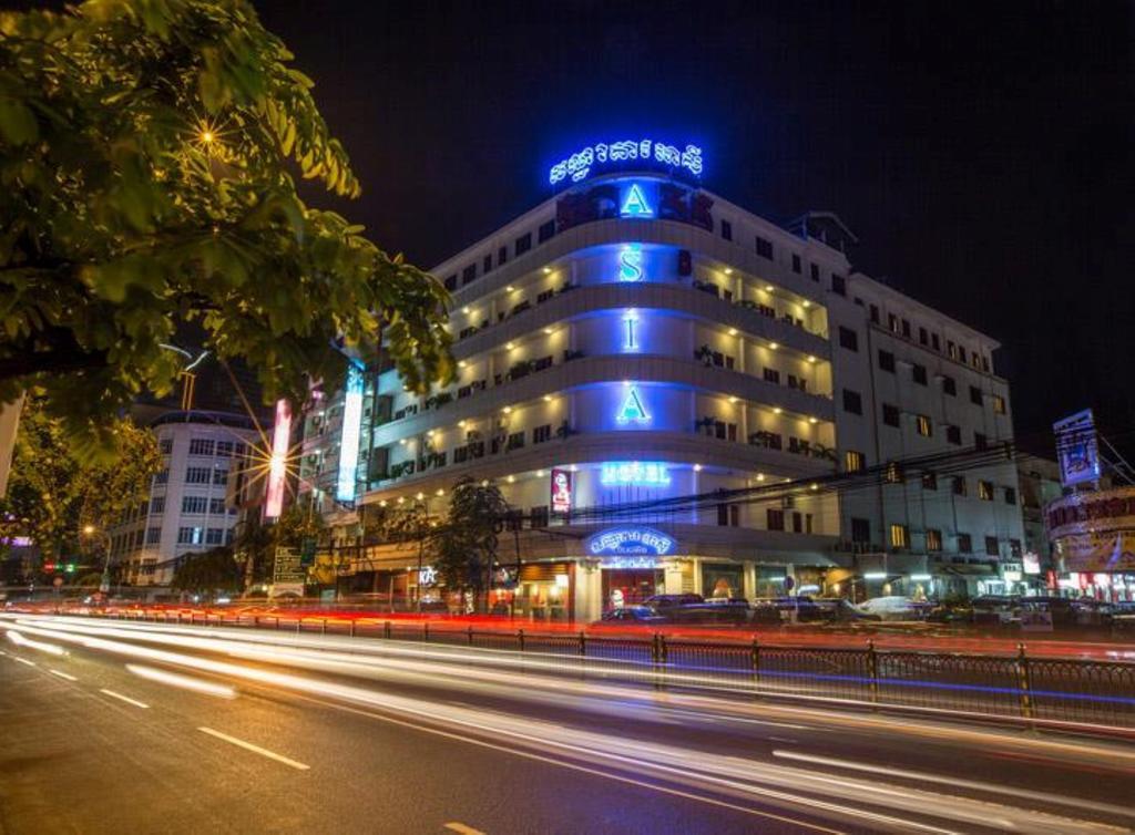 Asia Hotel Phnom Penh Exterior photo